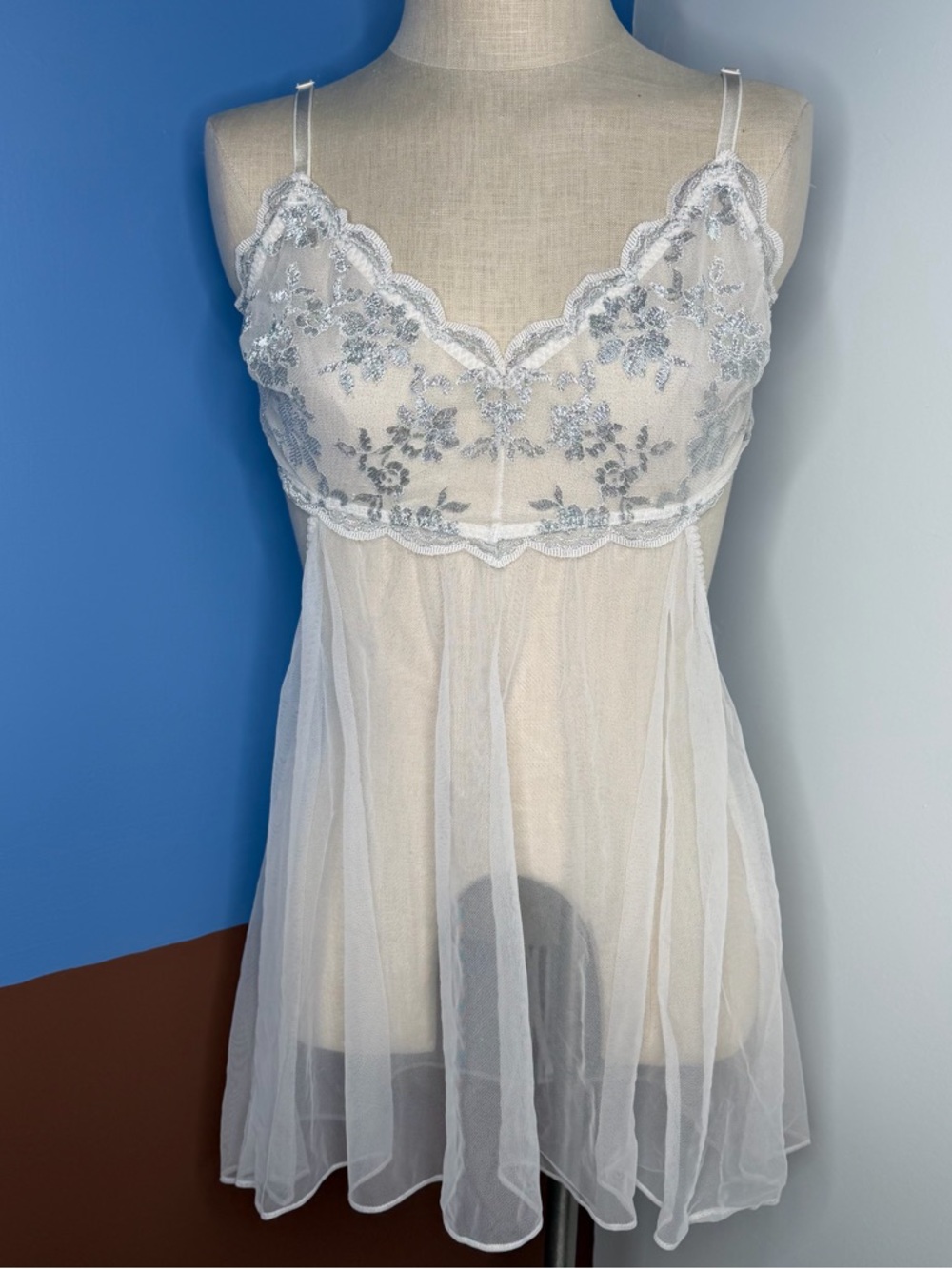 Victoria's Secret babydoll lingerie slip chemise white sheer silver lace Large